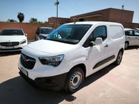 Occasion Opel Combo 102 ch (75 kW) 2021 Blanc Monospace