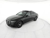 Usata Mercedes 300 AMG Line Premium Plus 313 CV (230 kW) 2025 Nero Berlina