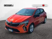 Usata Renault Clio V Evolution 67 CV (49 kW) 2024 Arancione Utilitaria