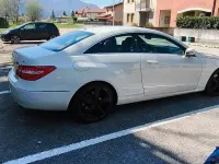 Usata Mercedes E220 170 CV (125 kW) 2012 Bianco Coupé