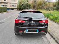 Usata Alfa Romeo Giulietta 120 CV (88 kW) 2018 Nero Utilitaria