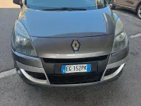 Usata Renault Scénic Luxe 110 CV (80 kW) 2011 Grigio Monovolume