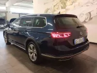 Usata VW Passat Alltrack 200 CV (147 kW) 2021 Blu/azzurro Station wagon