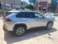 Usata Toyota RAV4 Hybrid Active 218 CV (160 kW) 2022 Argento SUV