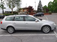 Usata VW Passat 140 CV (102 kW) 2009 Grigio Station wagon