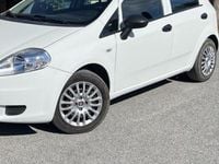 Usata Fiat Punto Dynamic 77 CV (56 kW) 2009 Bianco Utilitaria