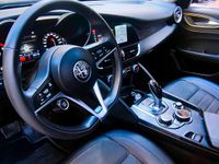 Usata Alfa Romeo Giulia Executive 160 CV (117 kW) 2019 Blu/azzurro Berlina