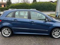 Usata Mercedes B180 Executive 116 CV (85 kW) 2011 Blu/azzurro Monovolume