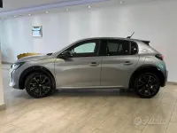 Usata Peugeot 208 GT 101 CV (74 kW) 2020 Grigio Utilitaria