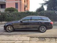 Usata Mercedes C220 170 CV (125 kW) 2015 Nero Station wagon