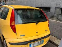 Usata Fiat Punto 80 CV (58 kW) 2000 Giallo Utilitaria