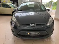 Usata Ford Fiesta 82 CV (60 kW) 2011 Bluazzurro Berlina