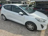 Usata Ford Fiesta Titanium 86 CV (63 kW) 2019 Bianco pastello Utilitaria