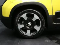 Nuova Fiat Panda Cross 65 CV (47 kW) 2026 Giallo Utilitaria