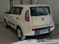 Usata Kia Soul 126 CV (92 kW) 2010 Giallo SUV