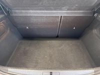 Usata Lancia Ypsilon 100 CV (73 kW) 2024 Grigio Utilitaria