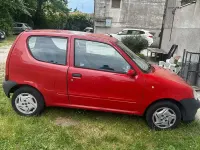 Usata Fiat 600 54 CV (39 kW) 2007 Rosso Utilitaria