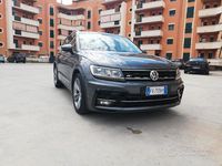 Usata VW Tiguan R-line 116 CV (85 kW) 2019 Grigio SUV