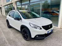 Usata Peugeot 2008 GT-line 99 CV (72 kW) 2017 Bianco SUV