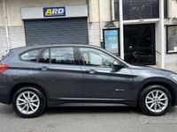Usado BMW X1 150 HP (110 kW) 2017 Cinzento SUV