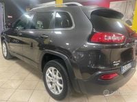 Usata Jeep Cherokee 170 CV (125 kW) 2015 Grigio SUV