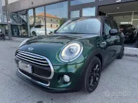 Usata Mini Cooper D 116 CV (85 kW) 2016 Verde Utilitaria