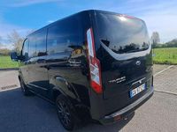 Usata Ford Tourneo Titanium 131 CV (96 kW) 2020 Nero Monovolume