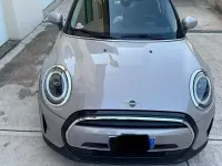 Usata Mini ONE 102 CV (75 kW) 2021 Utilitaria