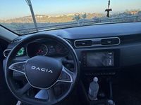 Begagnad Dacia Duster 114 HK (83 kW) 2023 Blå SUV