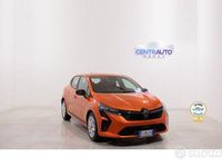 Usata Renault Clio V Evolution 67 CV (49 kW) 2024 Arancione Berlina