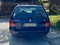 Usata VW Passat 116 CV (85 kW) 2000 Blu Station wagon