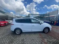 Usata Renault Scénic III 131 CV (96 kW) 2011 Bianco Monovolume