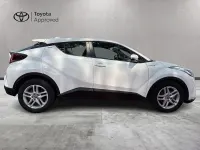 Usata Toyota C-HR Active 122 CV (89 kW) 2020 Bianco SUV