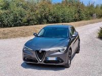 Usata Alfa Romeo Stelvio Executive 150 CV (110 kW) 2017 Grigio SUV