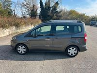 Usata Ford Tourneo Courier 100 CV (73 kW) 2019 Grigio Monovolume