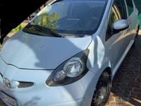 Usata Toyota Aygo 69 CV (50 kW) 2006 Argento Utilitaria