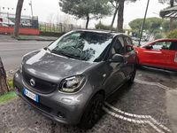 Usata Smart ForFour 70 CV (51 kW) 2017 Grigio Utilitaria