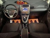 Usata Toyota Verso Active 132 CV (97 kW) 2012 Bianco Monovolume