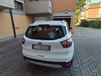 Usata Ford Kuga 120 CV (88 kW) 2017 Bianco SUV