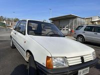 Usata Peugeot 205 49 CV (36 kW) 1986 Berlina