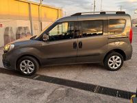 Usata Fiat Doblò 105 CV (77 kW) 2015 Grigio Monovolume