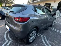 Usata Renault Clio IV Intens 73 CV (53 kW) 2016 Grigio Berlina