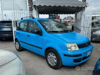 Usata Fiat Panda Active 54 CV (39 kW) 2006 Bluazzurro Utilitaria