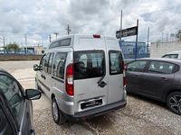 Begagnad Fiat Doblò 85 HK (62 kW) 2009 Grå Minibuss