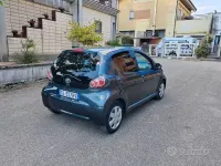 Usata Toyota Aygo 68 CV (50 kW) 2012 Bluazzurro Utilitaria
