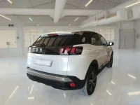 Usata Peugeot 3008 Allure 131 CV (96 kW) 2023 Bianco SUV