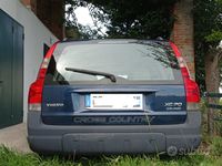 usata Volvo XC70 D5AWD Cross Country 4X4 /anno 2003