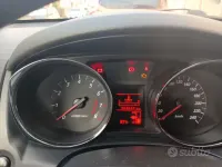 Usata Mitsubishi ASX Inform 117 CV (86 kW) 2014 Bianco SUV