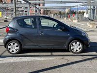 Begagnad Toyota Aygo 68 HK (50 kW) 2006 Svart Halvkombi