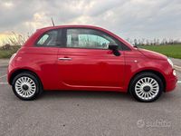 Begagnad Fiat 500 Lounge 69 HK (50 kW) 2013 Röd Sedan